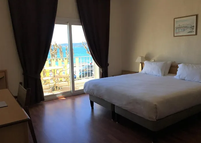 Le Beau Sejour Hotel 3*